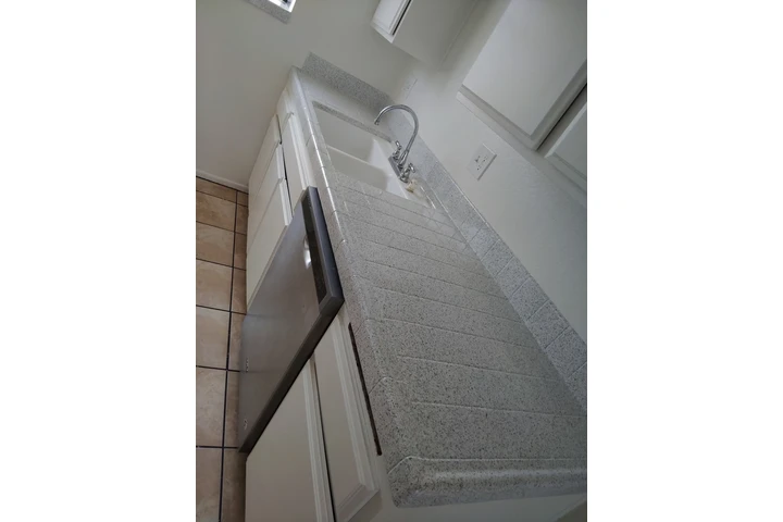 $1750 : Apartamento de una habitacion image 1