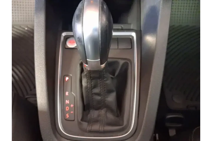 $14000 : Volkswagen Jetta 2017 1.4T S image 9