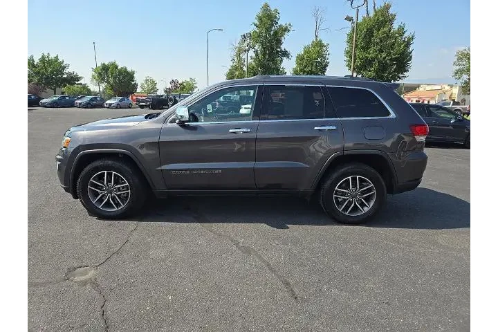 $18973 : Jeep Grand Cherokee 2021 4x4 image 4