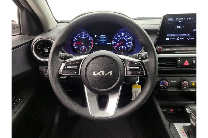 $16998 : Kia Forte 2022 LXS 4dr Sedan image 10