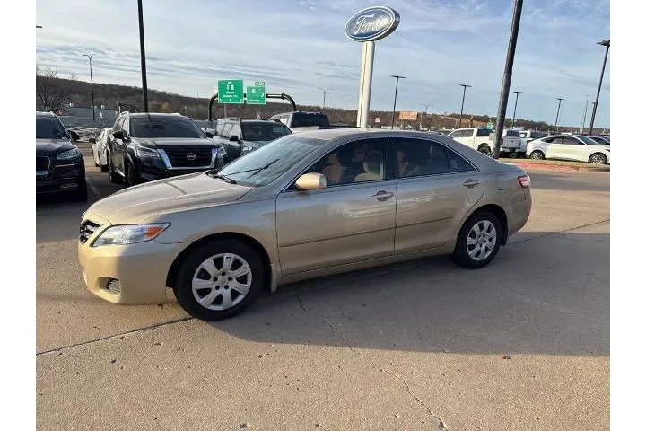 $11995 : Toyota Camry 2010 Base 4dr S image 6
