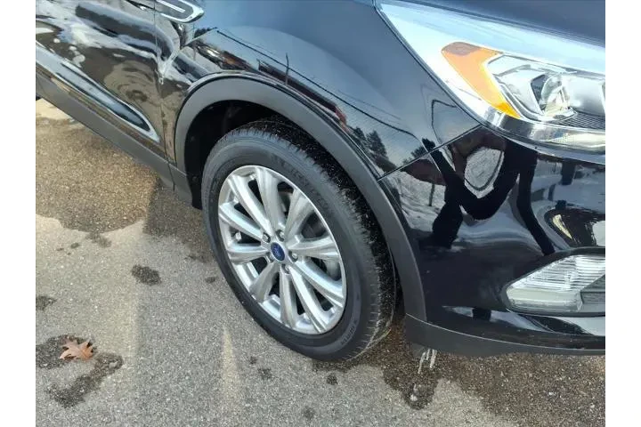 $12980 : Ford Escape 2017 Titanium 4d image 5