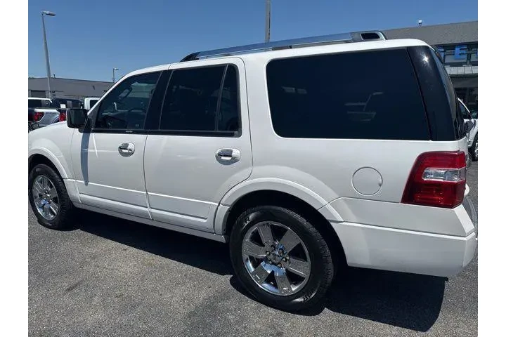 $21559 : Ford Expedition 2009 4x4 Lim image 9