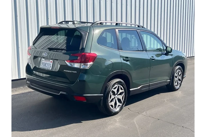$24494 : Subaru Forester 2023 AWD Pre image 6