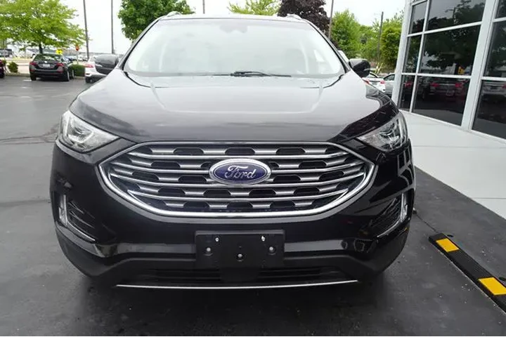$15990 : 2019 Edge image 3