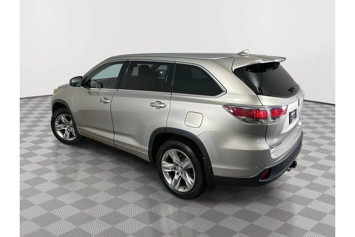 $15884 : 2015 Highlander Limited image 10