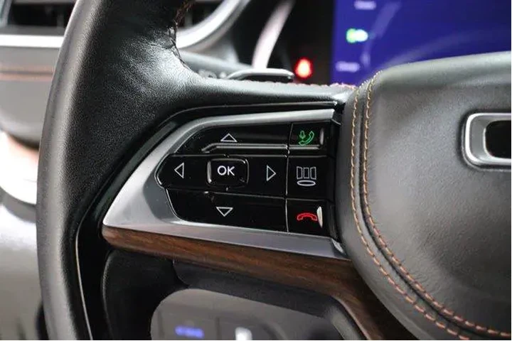 $29998 : Jeep Grand Cherokee 2022 4x4 image 9