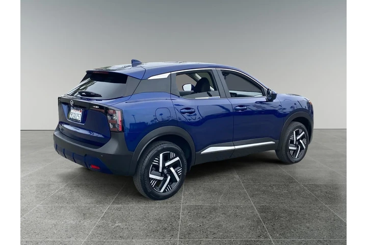 $27806 : Nissan Kicks 2025 SV 4dr Cro image 5