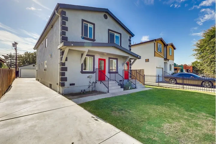 $3400 : Casa en Renta image 1