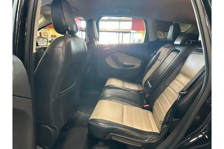$13927 : Ford Escape 2019 SEL 4dr SUV image 1