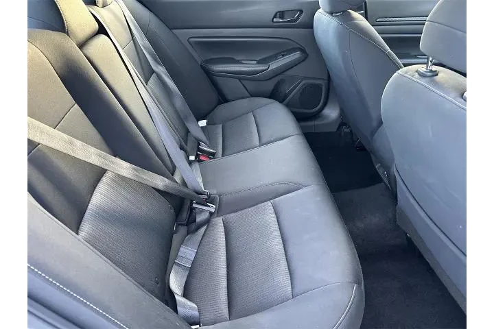 $16799 : Nissan Altima 2024 2.5 SV 4d image 8