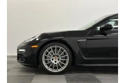 $34000 : Porsche Panamera 2016 4dr Se thumbnail