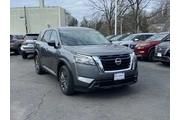 $27222 : Nissan Pathfinder 2024 AWD S thumbnail