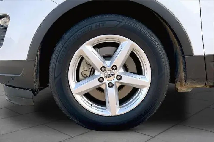 $8892 : Ford Explorer 2018 XLT 4dr S image 10