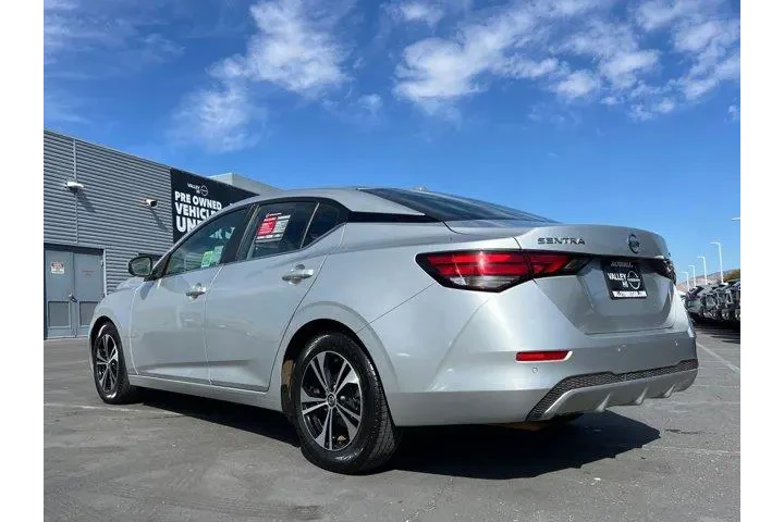 $17997 : Nissan Sentra 2022 SV 4dr Se image 4