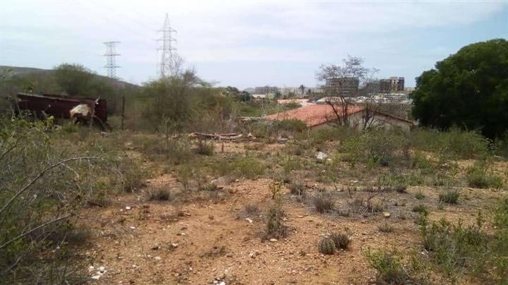 $7500 : TERRENO 360M2 LOS ROBLES Venta image 5