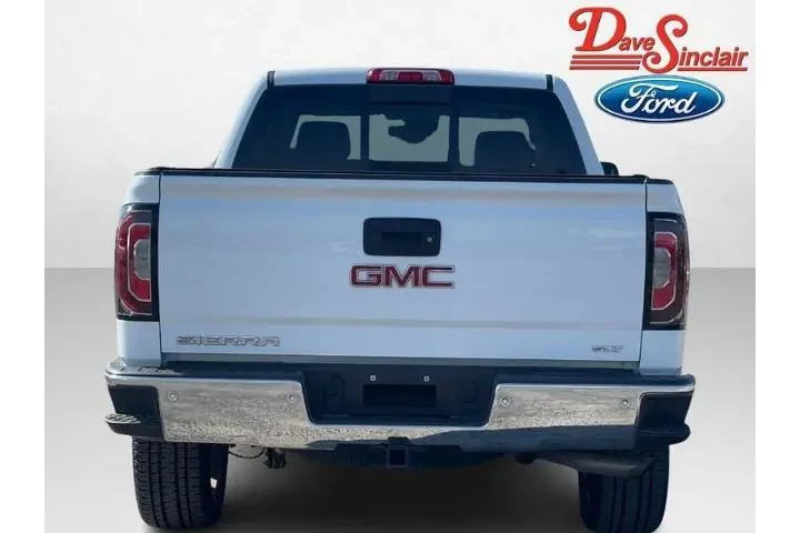 $30888 : GMC Sierra 1500 2018 4x4 SLT image 8