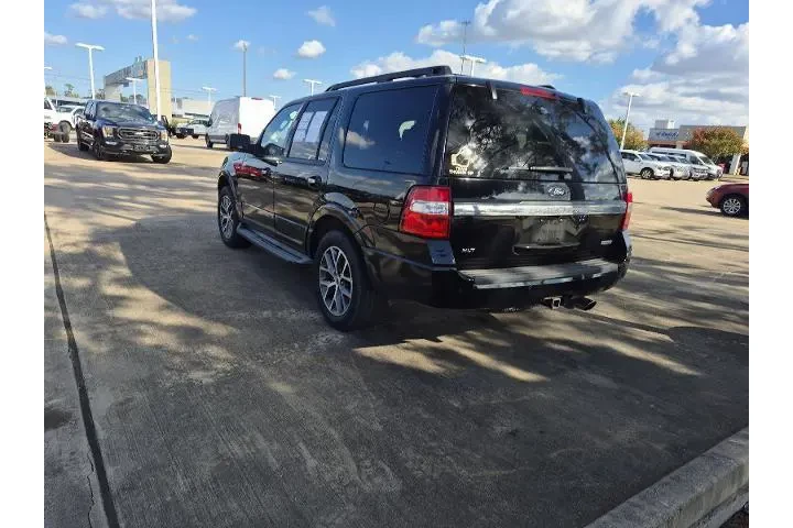 $21591 : Ford Expedition 2017 4x2 XLT image 4