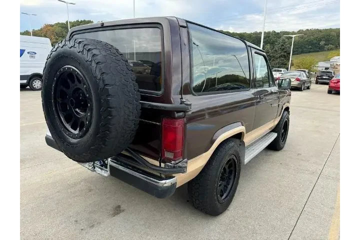 $11000 : Ford Bronco II 1986 2dr 4WD image 7