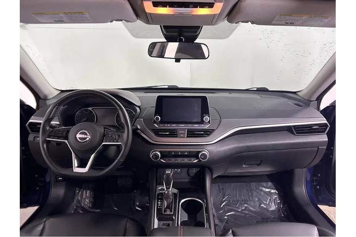 $23679 : 2023 Altima 2.5 SR image 3