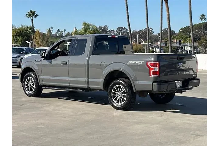 $28000 : Ford F-150 2018 4x4 Lariat 4 image 4