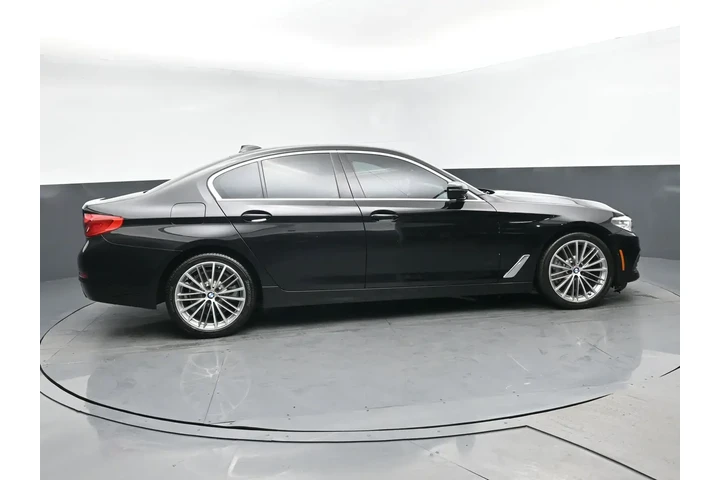 $18526 : BMW 5 Series 2019 530i 4dr S image 3