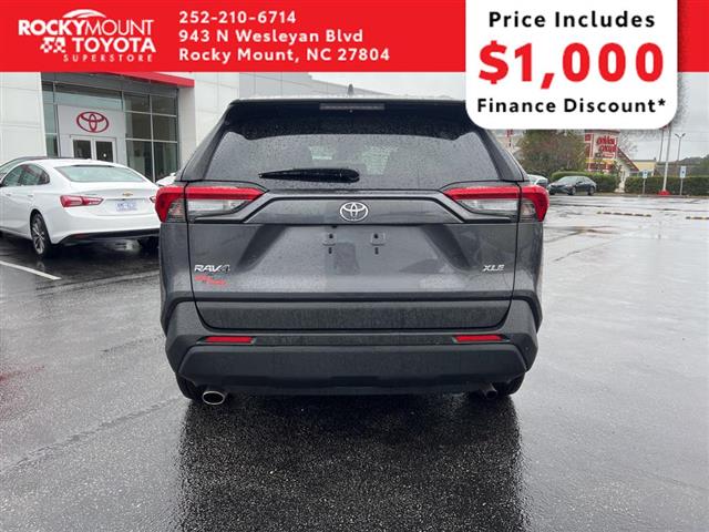 $21989 : PRE-OWNED 2019 TOYOTA RAV4 XLE image 6