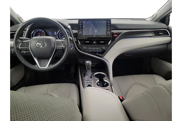 $29998 : Toyota Camry 2023 XLE 4dr Se image 9