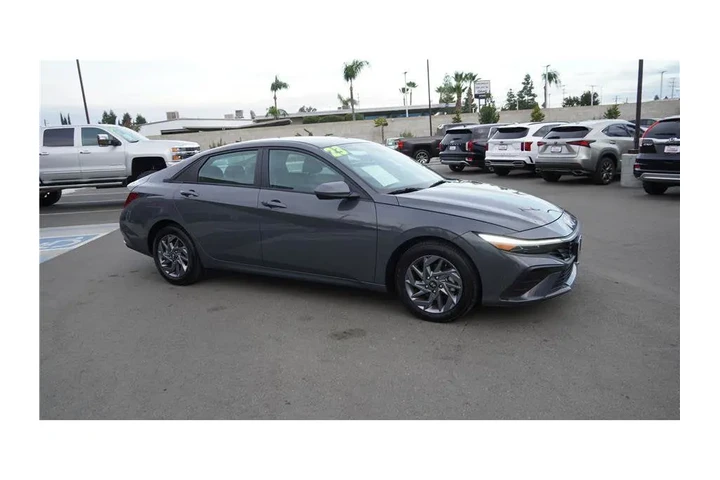 $19984 : 2024 Elantra SEL image 4