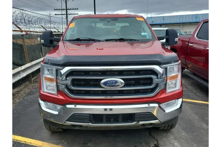 $35599 : Ford F-150 2023 4x4 XLT 4dr image 3