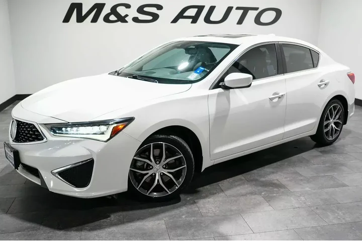 $16599 : 2021 ILX w/Premium Package image 2