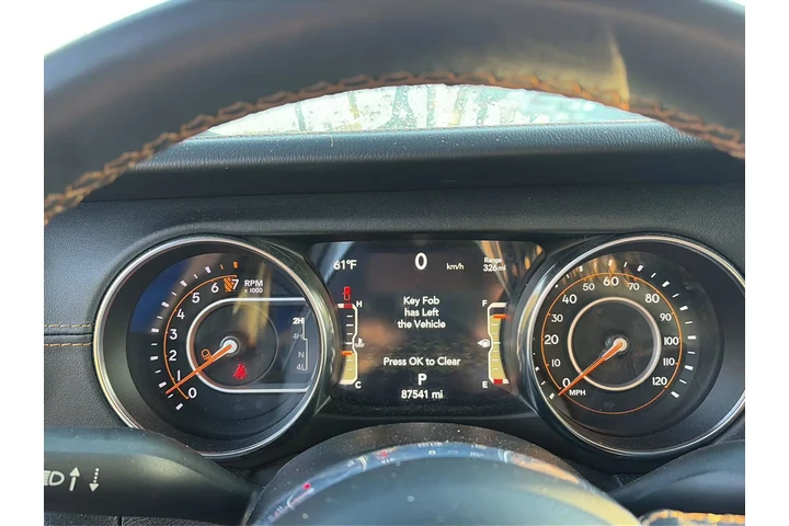 $32191 : Jeep Gladiator 2023 4x4 Over image 7