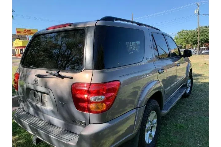 $8995 : 2001 Sequoia Limited image 5