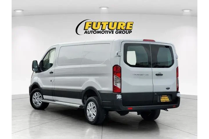 $30888 : Ford Transit 2024 250 3dr LW image 8