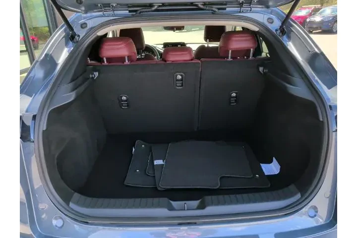 $27599 : Mazda CX-30 2025 AWD 2.5 S P image 9