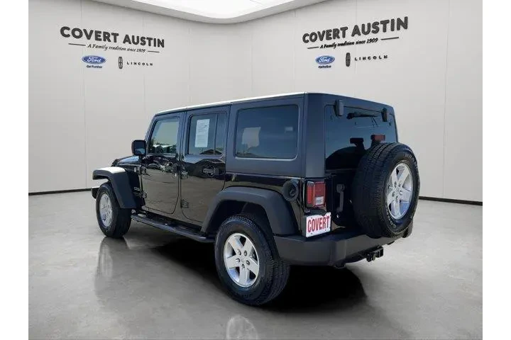 $17919 : Jeep Wrangler Unlimited 2017 image 3