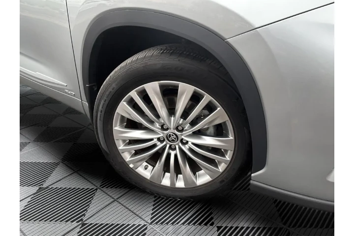 $55000 : Gold Certified2025 Highlander image 5