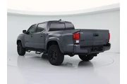 $39998 : Toyota Tacoma 2023 4x4 SR5 V thumbnail