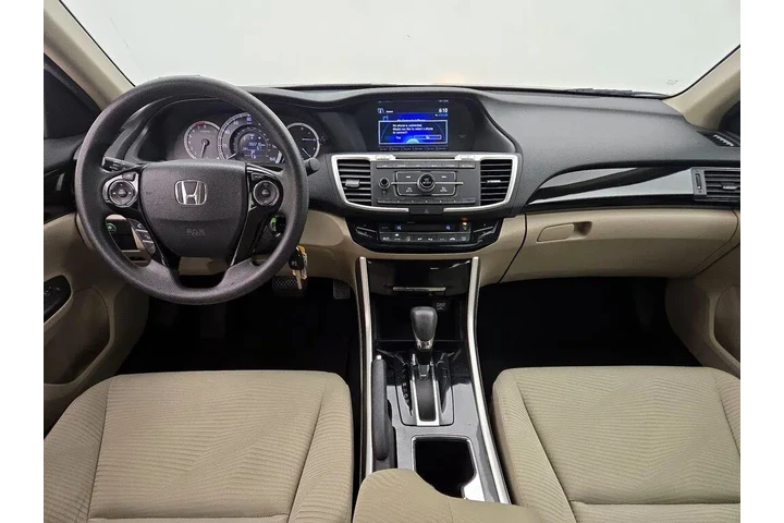 $16998 : Honda Accord 2016 LX 4dr Sed image 9