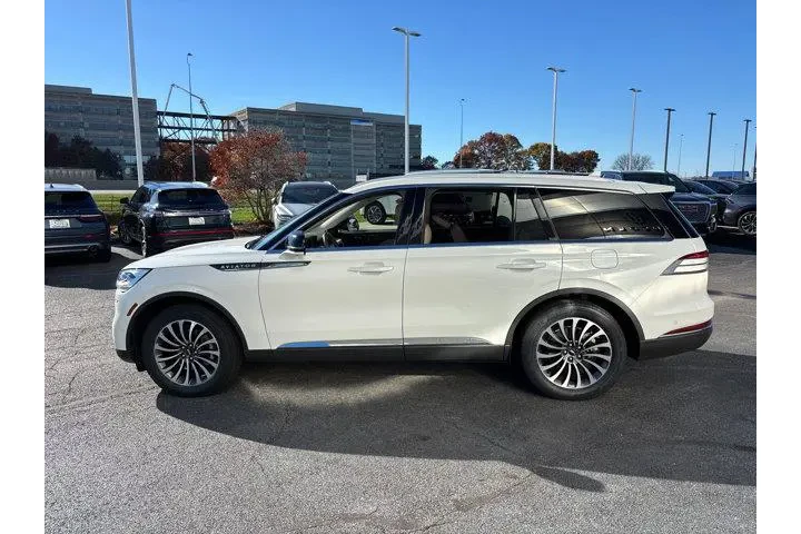 $36985 : Lincoln Aviator 2022 Reserve image 4