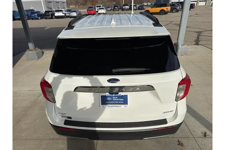 $31900 : Ford Explorer 2023 AWD XLT 4 image 7