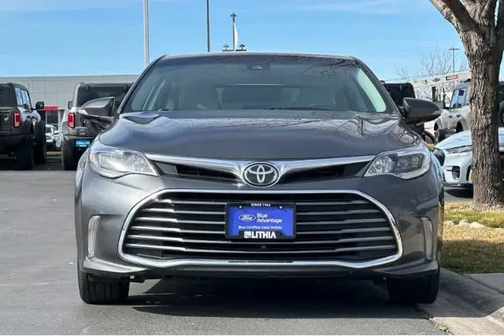 $22995 : Toyota Avalon 2017 XLE 4dr S image 10