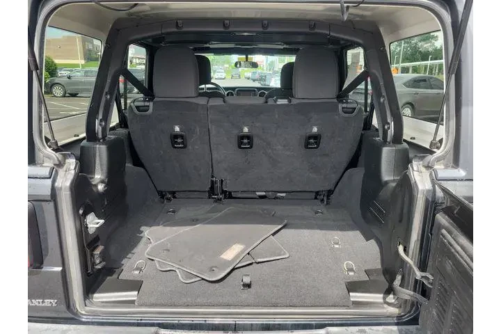 $14818 : Jeep Wrangler Unlimited 2018 image 9