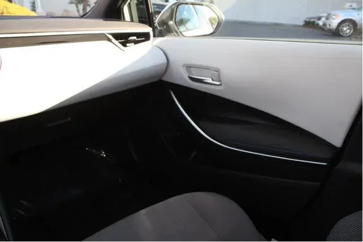 $21117 : Toyota Corolla 2021 SE 4dr S image 8