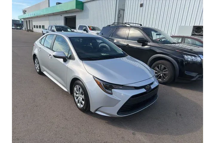 $19900 : Toyota Corolla 2023 LE 4dr S image 1