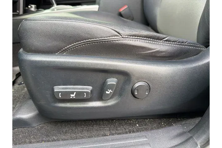 $29972 : Toyota 4Runner 2018 4x4 SR5 image 8