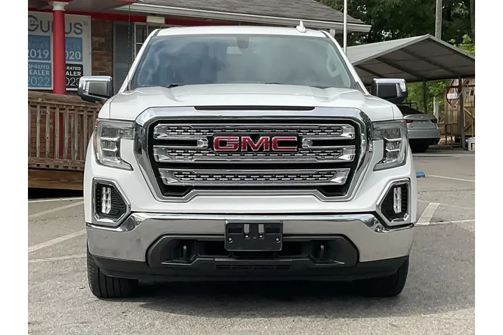 $28985 : GMC Sierra 1500 2020 4x4 SLT image 2