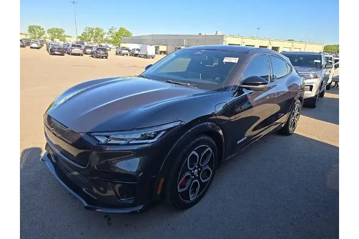 $31898 : Ford Mustang Mach-E 2022 AWD image 1