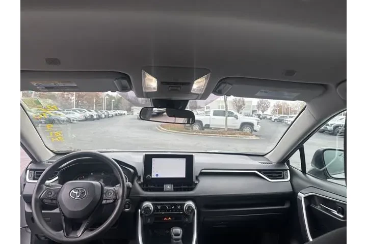 $26971 : Toyota RAV4 2024 XLE 4dr SUV image 9