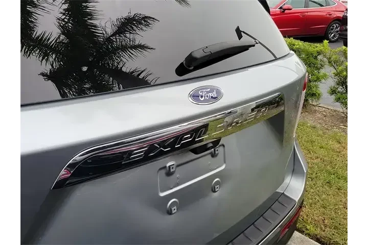 $26990 : Ford Explorer 2023 XLT 4dr S image 5